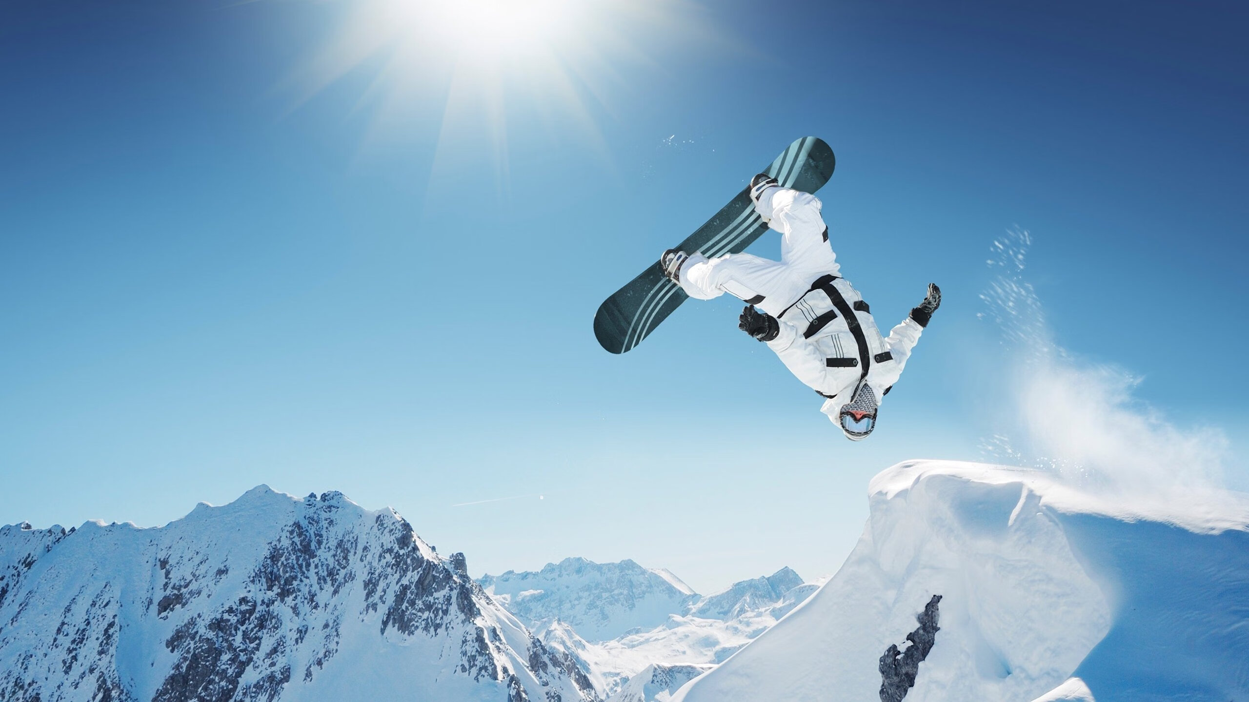 “亚戈·卡尔曼的全能技巧，塑造阿根廷美洲狮队的进攻与防守力量”